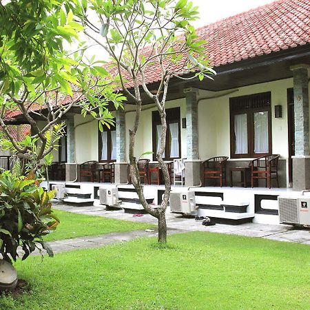 Cinthya Guest House Legian Exterior foto